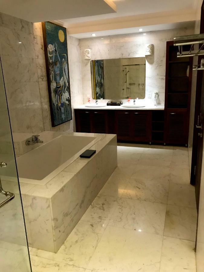 فندق إنديغو دريم سيرف آند هوليداي ريتريت أُلُواتو المظهر الخارجي الصورة